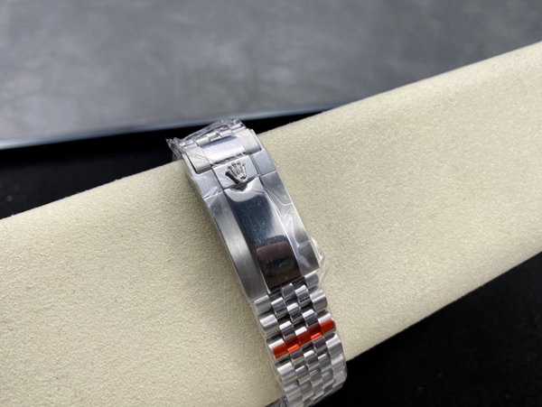 激安ロレックス着用イメージ